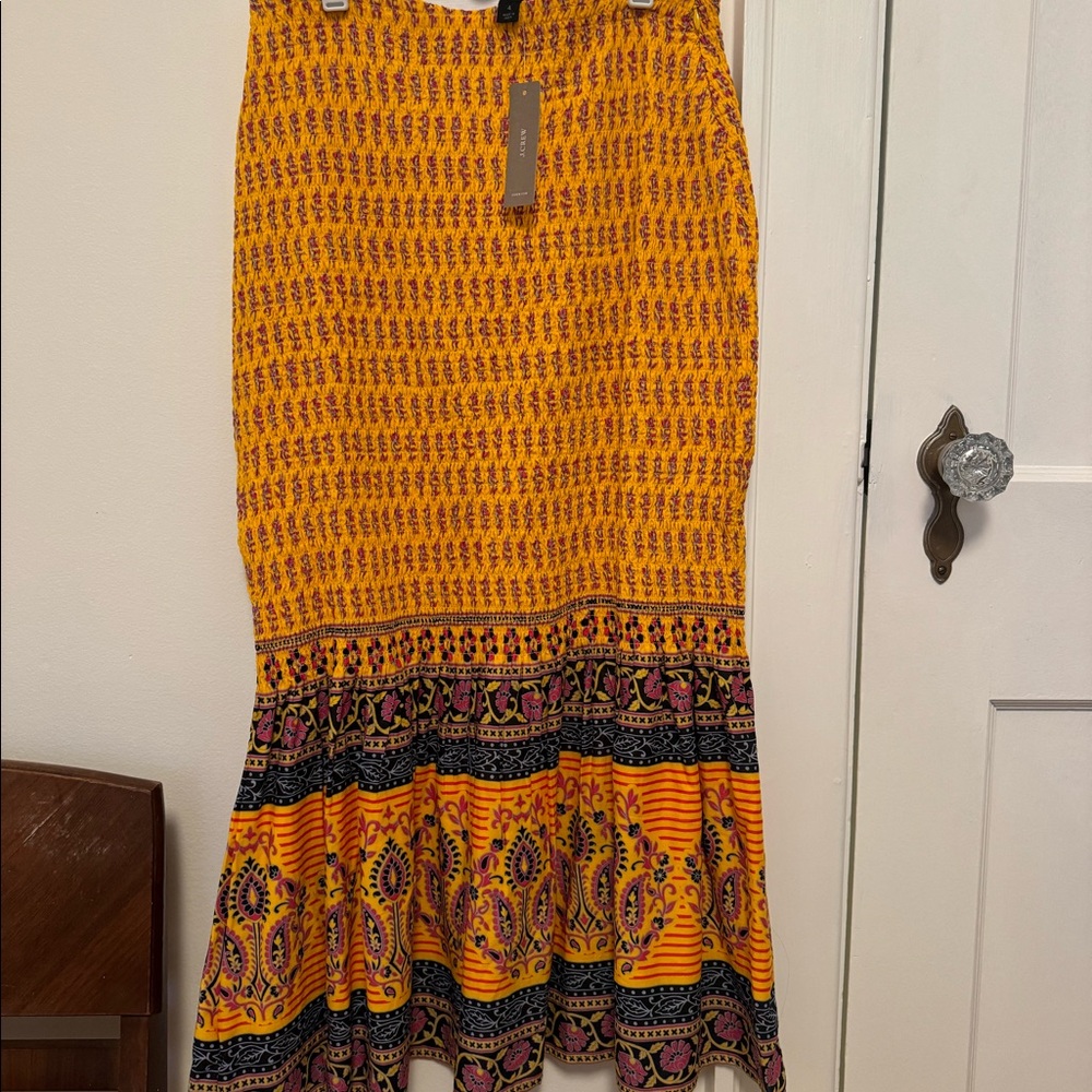JCrew women’s mermaid midi skirt sz 4 ruched, ruffle bottom, side zip closure